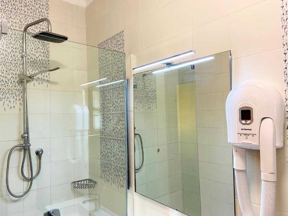 Il Borgo Aparthotel Финале Лигуре Екстериор снимка